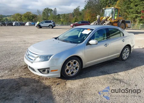 2010 Ford Fusion Se z USA, uszkodzony, nr VIN 3FAHP0HA0AR377981